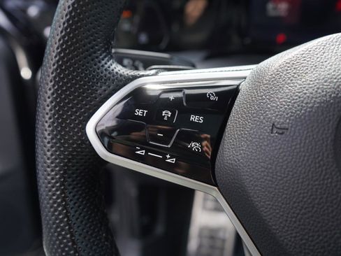 Used 2022 Volkswagen GTI SE w/ Black Wheel Package image 24