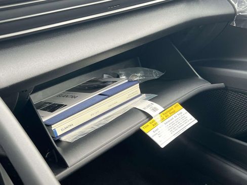 New 2026 Hyundai Elantra SEL Sport Premium FWD image 10