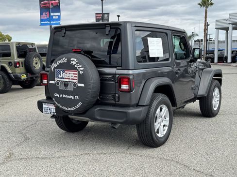 Used 2022 Jeep Wrangler Sport AWD/4WD image 6