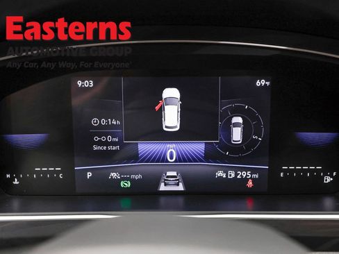 Used 2024 Volkswagen Tiguan Wolfsburg Edition FWD image 17