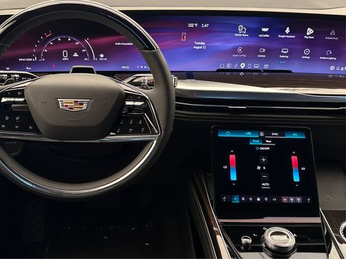 New 2026 Cadillac Escalade ESV 4WD image 16