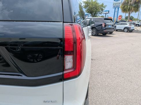 New 2027 Ford Expedition Max Platinum w/ Driver's Package AWD/4WD image 11