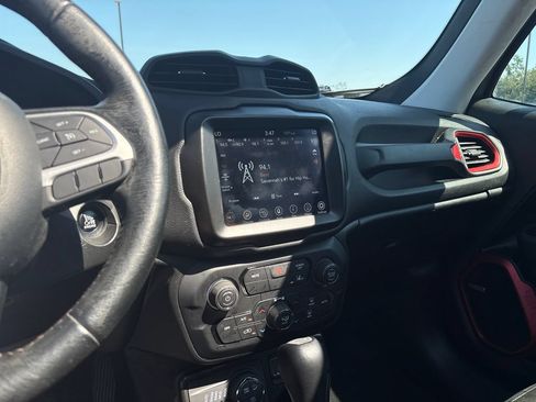 Used 2021 Jeep Renegade Trailhawk w/ Sun & Sound Group AWD/4WD image 16