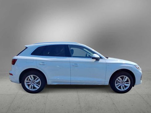 Certified 2023 Audi Q5 2.0T Premium w/ Convenience Package AWD/4WD image 9
