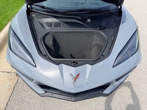 Used 2024 Chevrolet Corvette Stingray Premium Conv w/ Z51 Performance Package RWD image 11