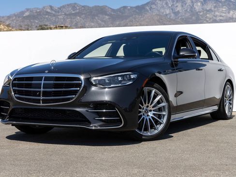 Used 2023 Mercedes-Benz S 500 4MATIC image 1