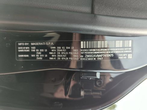 Used 2023 Maserati Grecale Modena AWD/4WD image 28