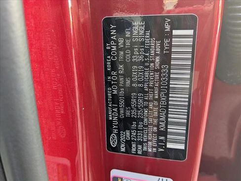 Used 2023 Genesis GV70 2.5T w/ Advanced Package image 26