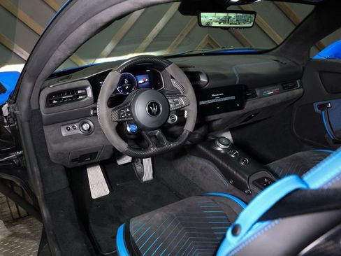 Used 2023 Maserati MC20 Coupe image 5