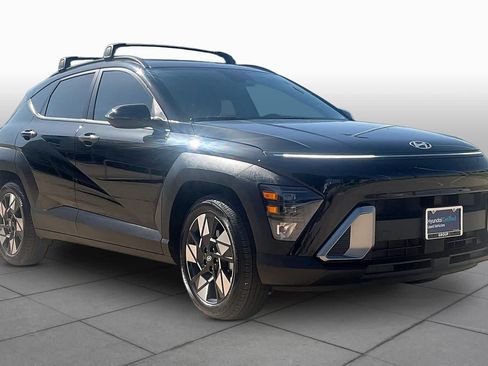Certified 2025 Hyundai Kona SEL FWD image 4