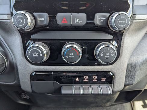 New 2026 RAM 1500 Express image 29