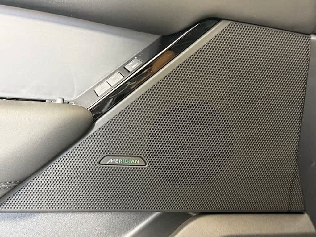 New 2026 Land Rover Range Rover Velar S AWD/4WD image 26