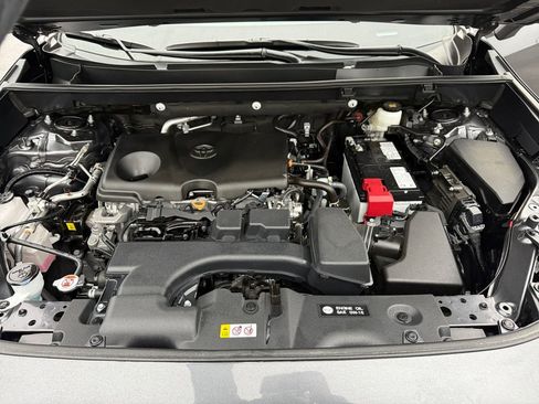 Certified 2025 Toyota RAV4 XLE image 28