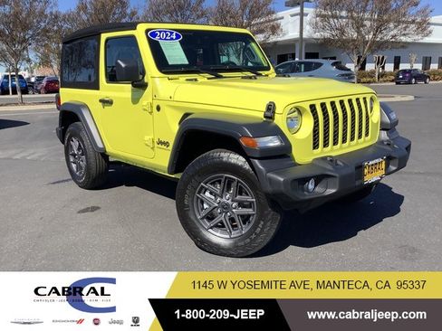 Used 2024 Jeep Wrangler Sport S image 1