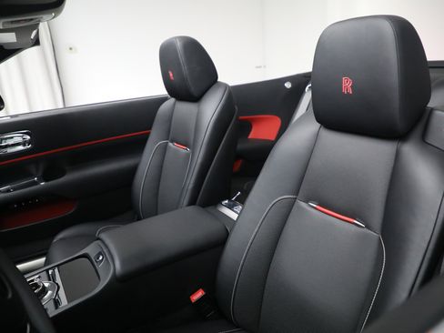 Certified 2018 Rolls-Royce Dawn image 18