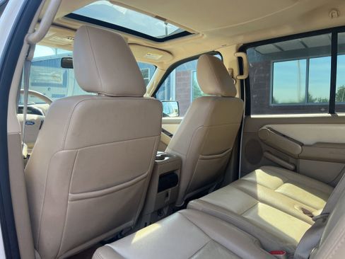 Used 2009 Ford Explorer Limited AWD/4WD image 19