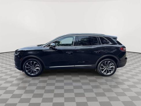 Used 2023 Lincoln Nautilus Reserve w/ Equipment Group 201A AWD/4WD image 9