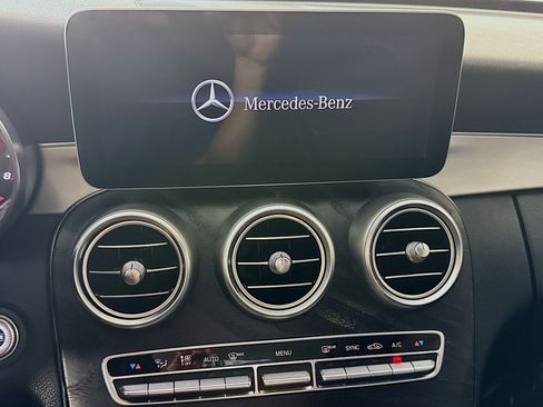 Used 2019 Mercedes-Benz C 300 Sedan image 18