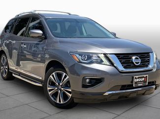 Used 2019 Nissan Pathfinder Platinum w/ Cargo Package FWD video 2