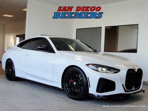 Used 2024 BMW M440i Coupe w/ Premium Package RWD image 26