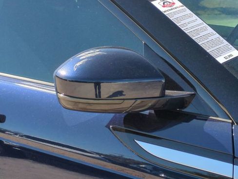 Used 2023 Land Rover Range Rover Evoque S image 12