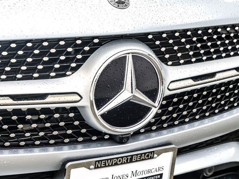 Used 2022 Mercedes-Benz GLC 300 4MATIC Coupe image 13