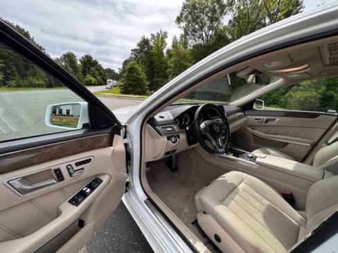 Used 2015 Mercedes-Benz E 350 Sedan w/ Premium 1 Package image 23