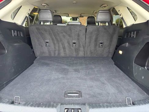 Used 2022 Ford Edge SEL image 7