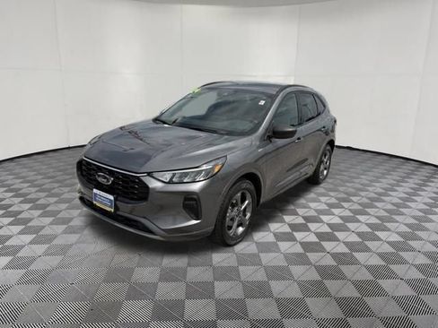 Certified 2024 Ford Escape ST-Line AWD/4WD image 13