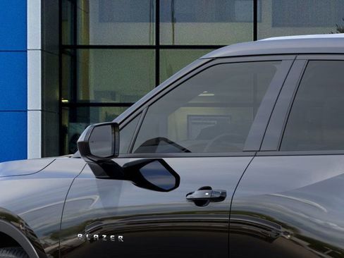 New 2026 Chevrolet Blazer LT image 12