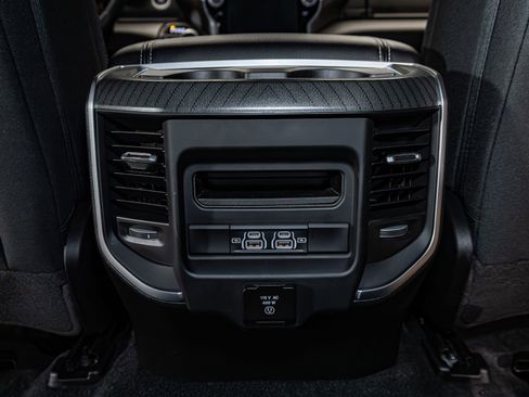 Used 2025 RAM 1500 Big Horn AWD/4WD image 26