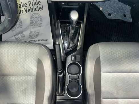 Used 2019 Toyota Corolla LE image 27