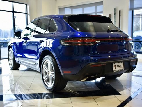 Used 2023 Porsche Macan Base image 4