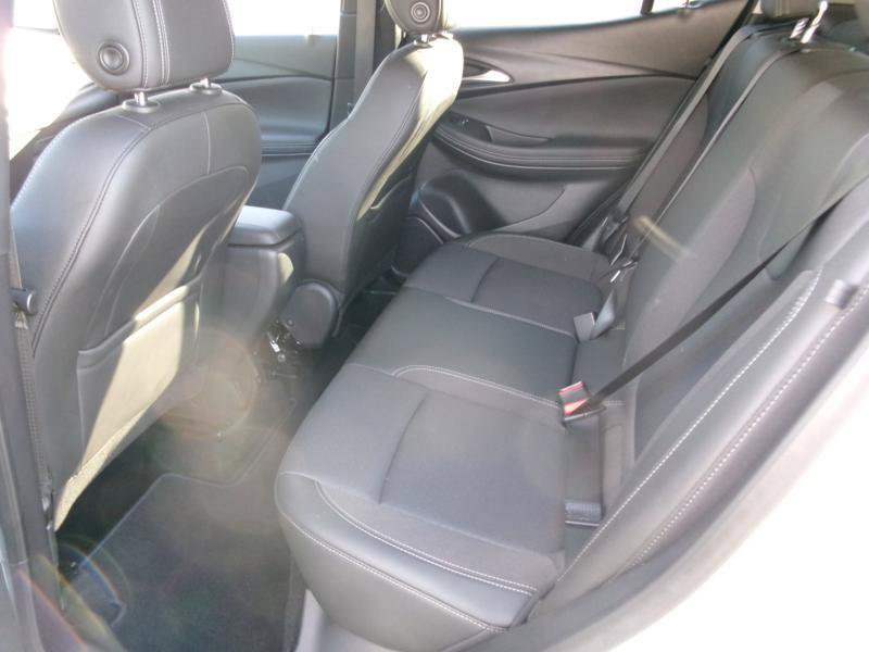 Used 2025 Buick Encore GX Preferred FWD image 9