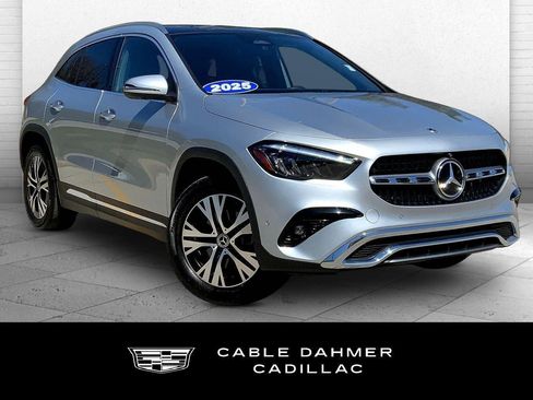 Used 2025 Mercedes-Benz GLA 250 4MATIC image 1