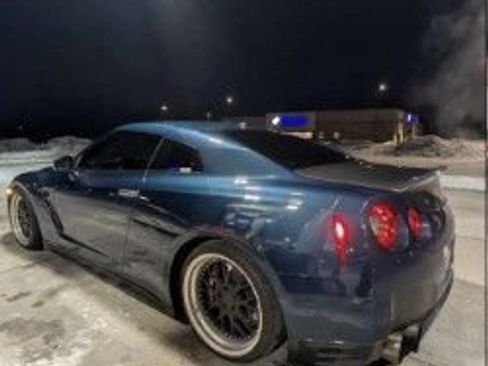 Used 2012 Nissan GT-R Black Edition image 3