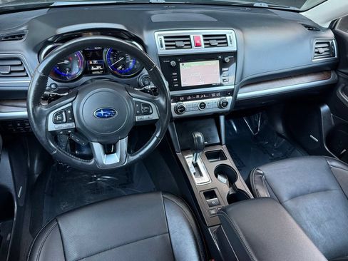 Used 2017 Subaru Outback 2.5i Limited AWD/4WD image 24
