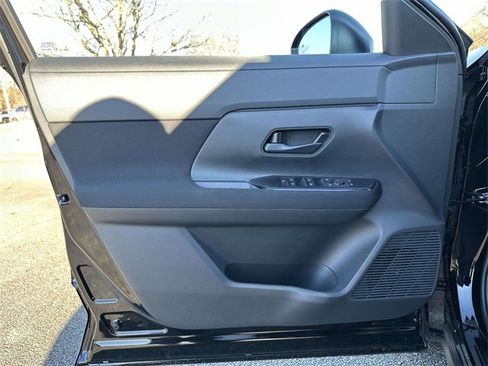 New 2026 Nissan Kicks S image 14