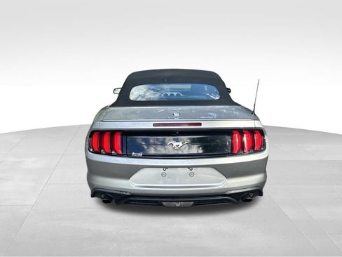 Used 2020 Ford Mustang Premium RWD image 4