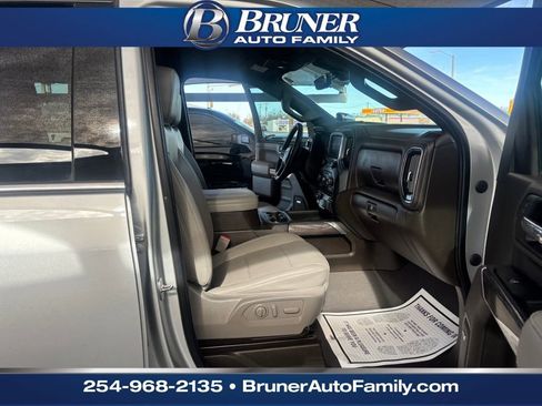 Used 2023 Chevrolet Silverado 2500 LTZ w/ LTZ Premium Package image 16