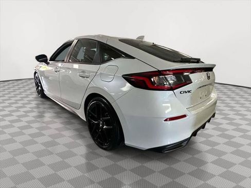 Used 2024 Honda Civic Sport image 4