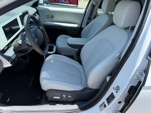 Used 2023 Hyundai Ioniq 5 SEL w/ Cargo Package AWD/4WD image 3