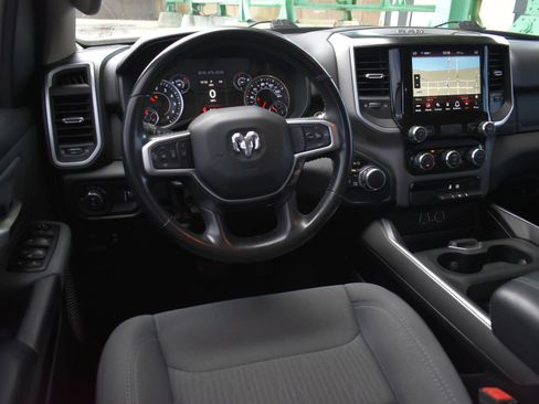 Used 2020 RAM 1500 Big Horn AWD/4WD image 19