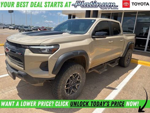 Used 2024 Chevrolet Colorado ZR2 w/ Safety Package AWD/4WD image 1