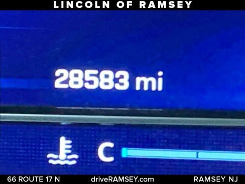 Used 2022 Chevrolet Tahoe LT image 16