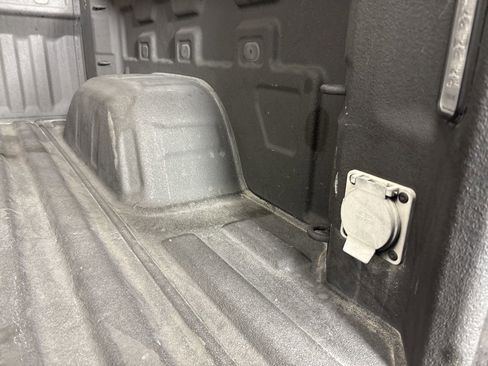 Used 2022 Chevrolet Silverado 1500 LT w/ Protection Package image 17