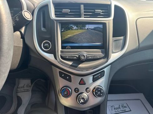Used 2018 Chevrolet Sonic LT w/ Convenience Package FWD image 20