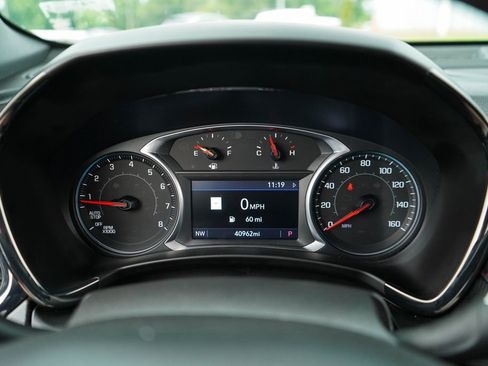 Used 2022 Chevrolet Equinox RS w/ RS Leather Package FWD image 26
