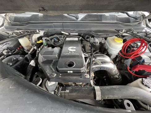 Used 2019 RAM 2500 Limited AWD/4WD image 7
