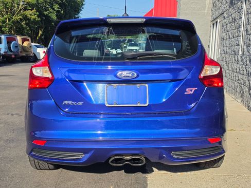 Used 2013 Ford Focus ST FWD image 5